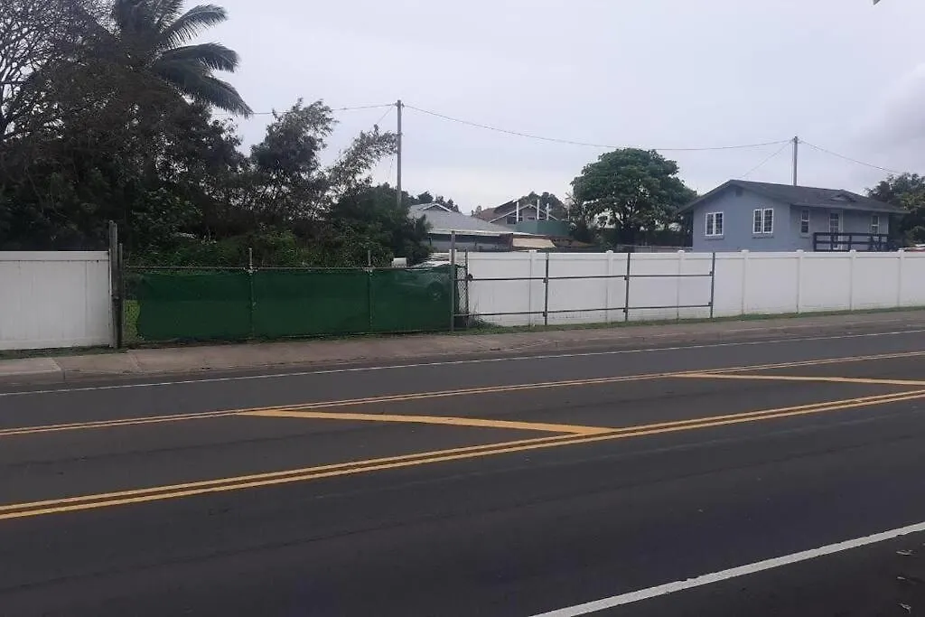 2 Dusk To Dawn Parking For Your Campervan Or Car Hotel Wailuku United States